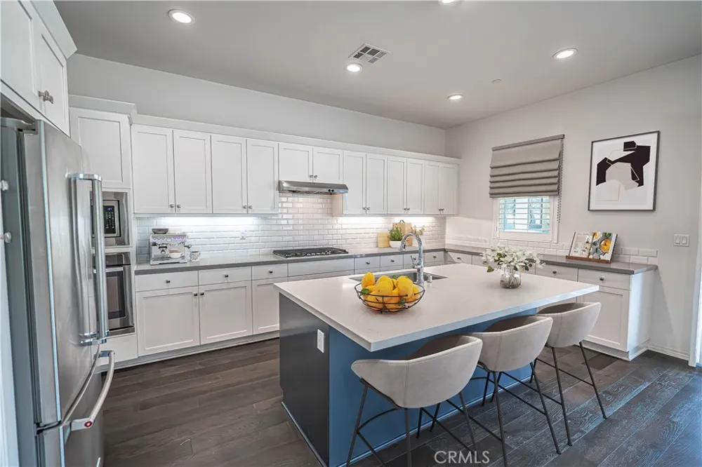 20551 Arden Place Saugus, CA 91350