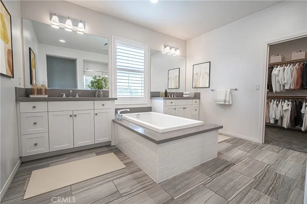 20551 Arden Place Saugus, CA 91350
