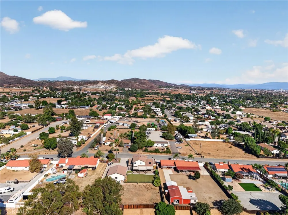 34655 Almond Wildomar, CA 92595
