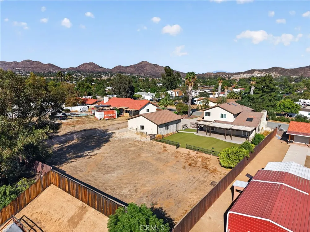 34655 Almond Wildomar, CA 92595
