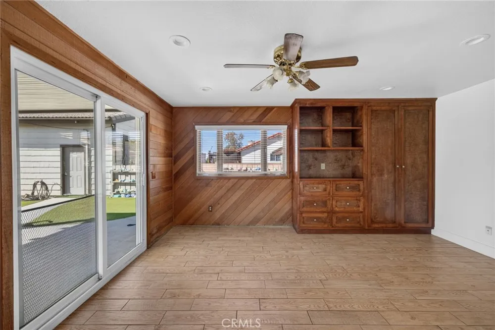 34655 Almond Wildomar, CA 92595