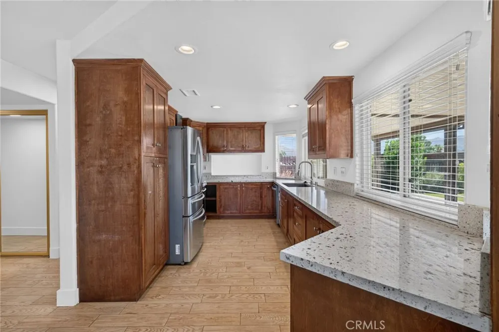 34655 Almond Wildomar, CA 92595