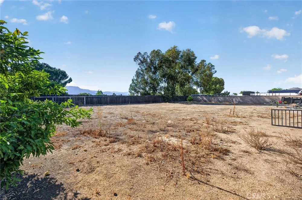 34655 Almond Wildomar, CA 92595