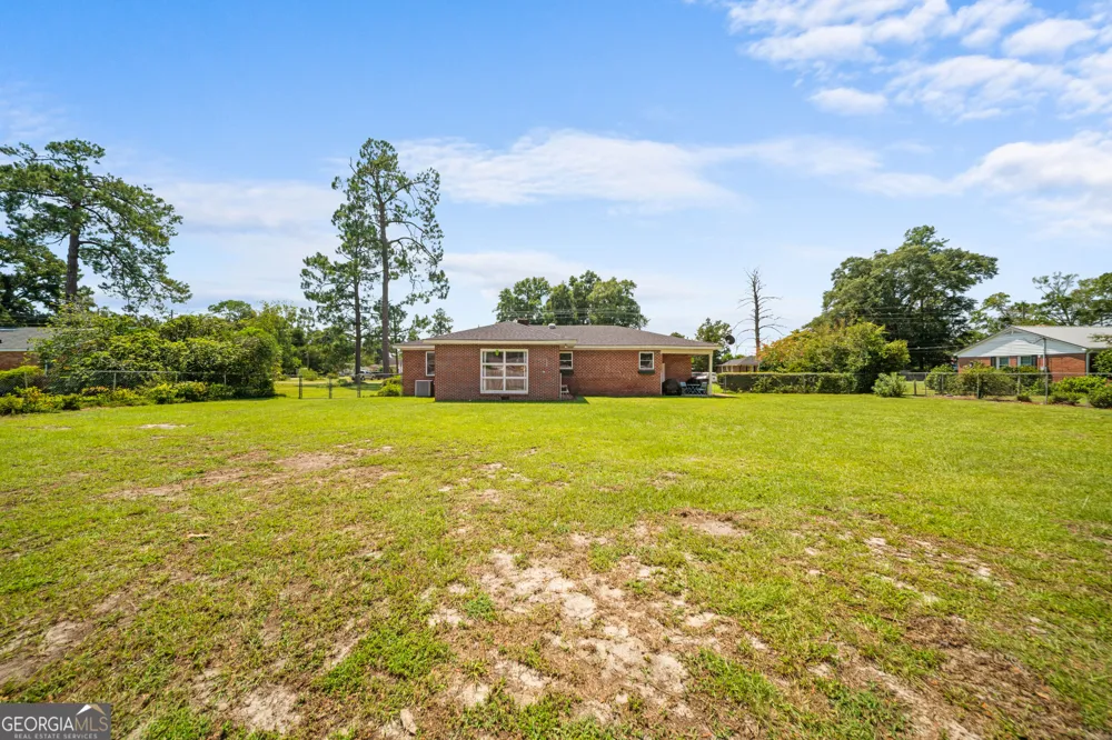 225 Virginia AVE Millen, GA 30442