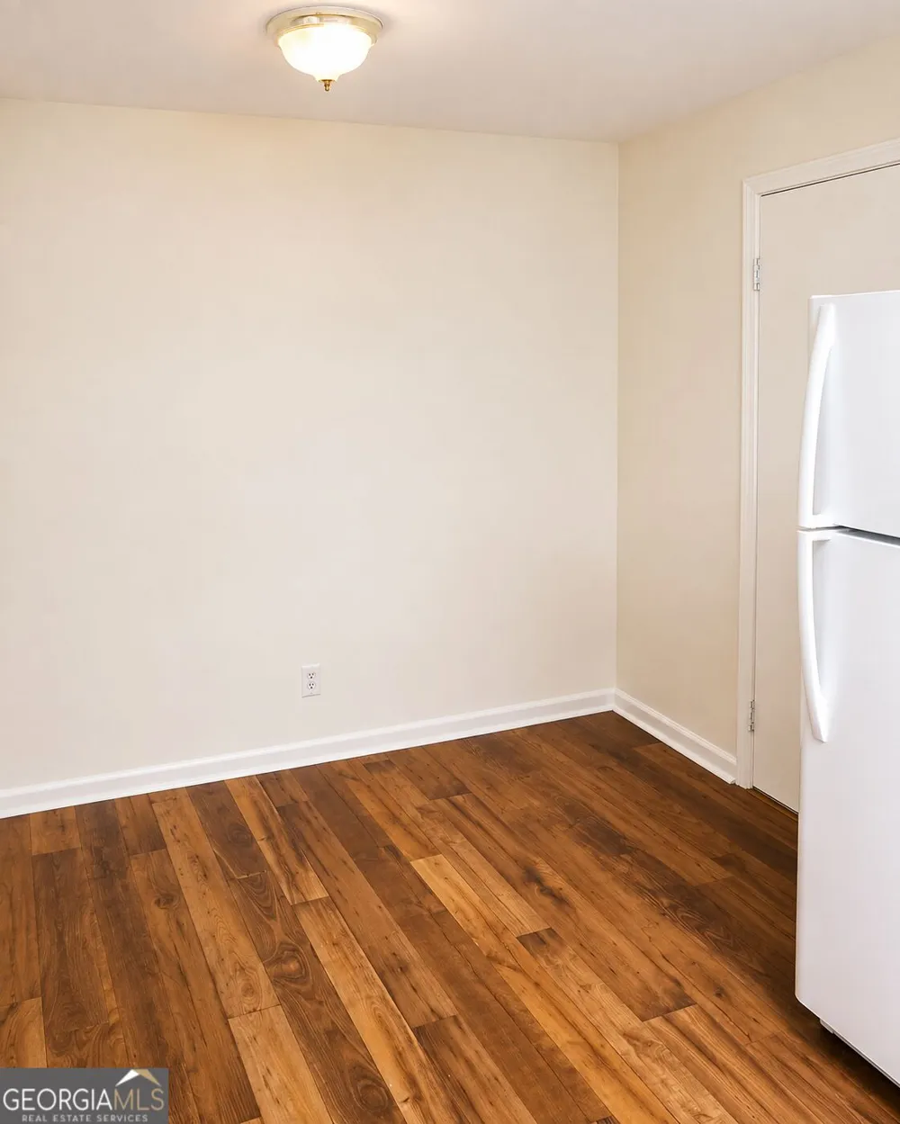 301 Mary LN Warner Robins, GA 31088