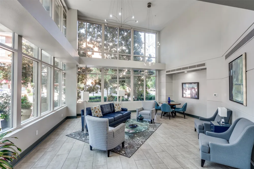 5055 Addison Circle #423 Addison, TX 75001