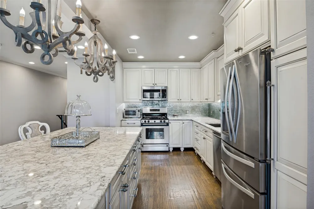 5055 Addison Circle #423 Addison, TX 75001