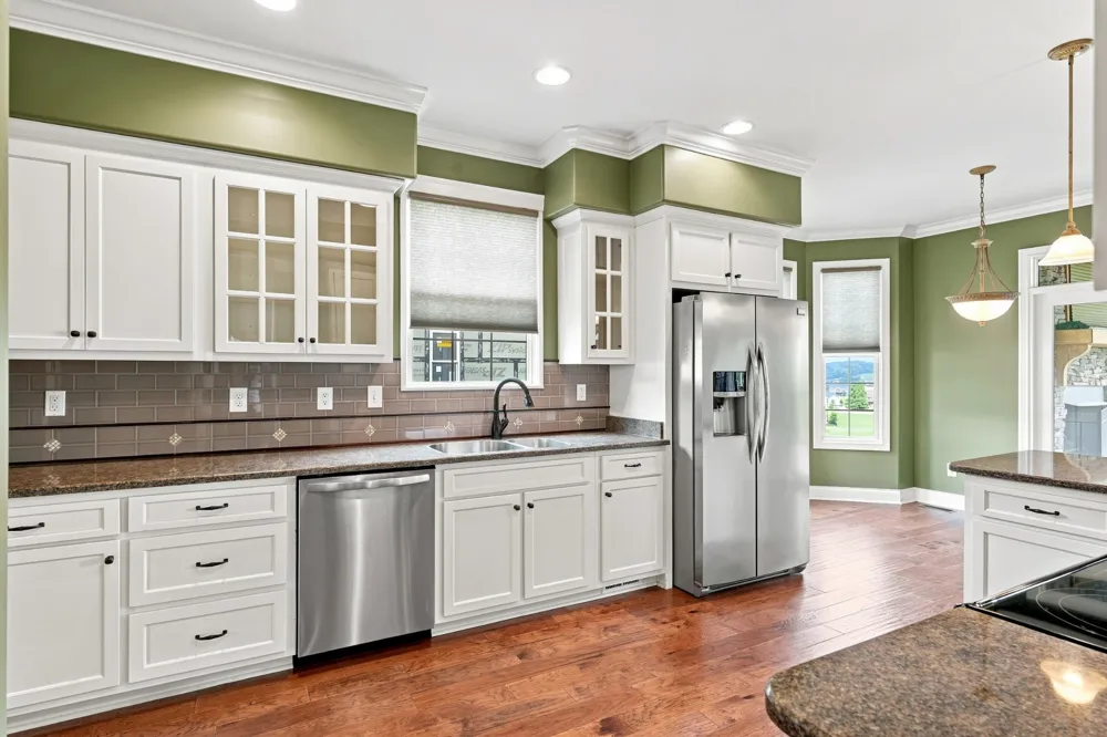 717 Black Cove Ln Loudon, TN 37774