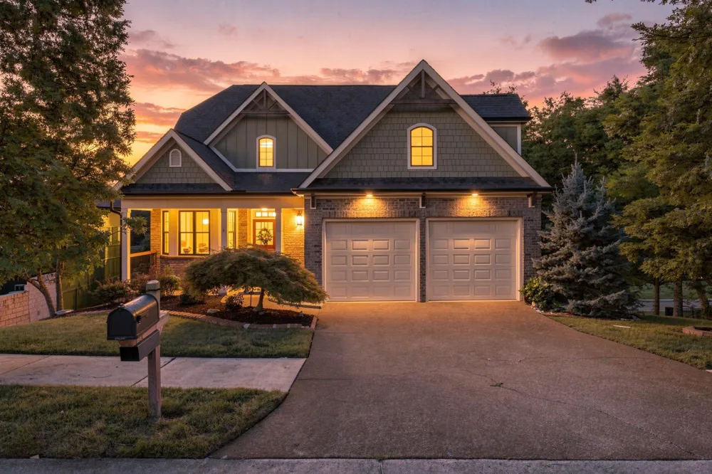 717 Black Cove Ln Loudon, TN 37774
