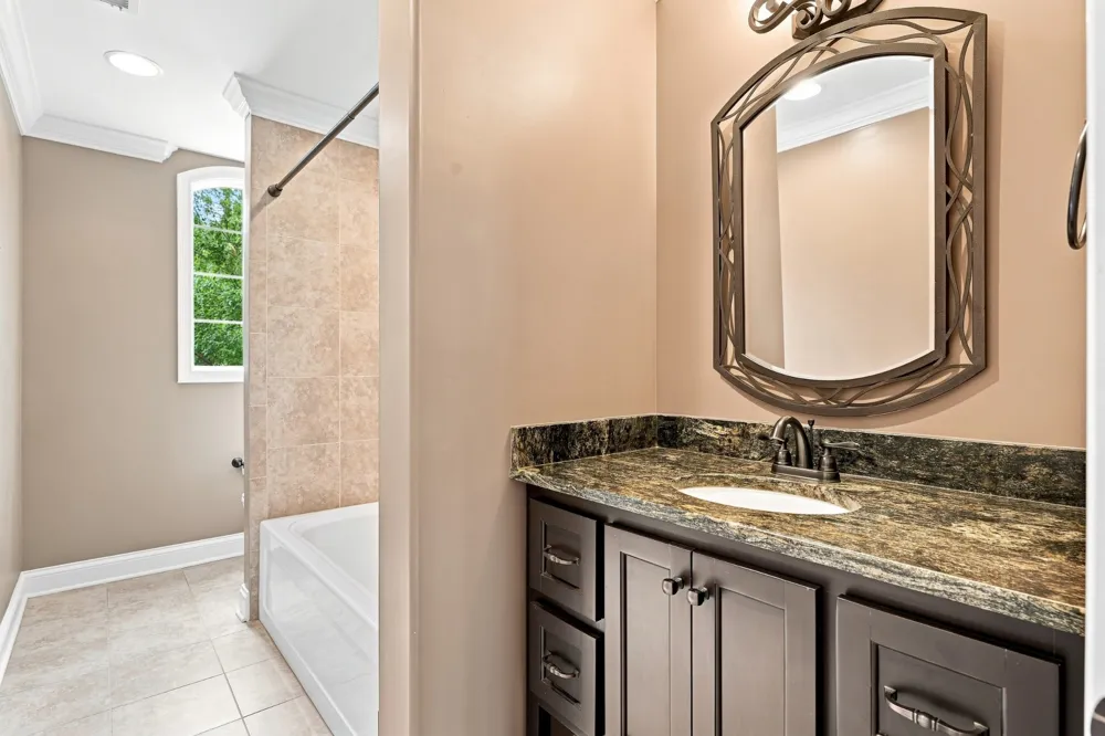 717 Black Cove Ln Loudon, TN 37774