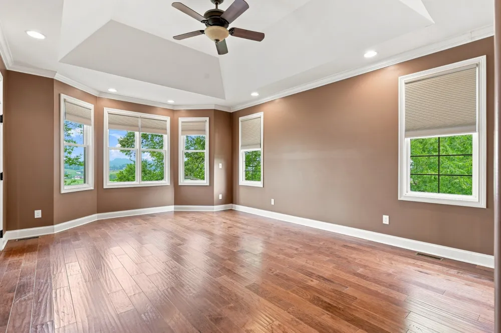 717 Black Cove Ln Loudon, TN 37774