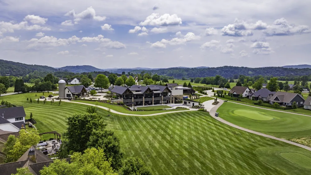 717 Black Cove Ln Loudon, TN 37774