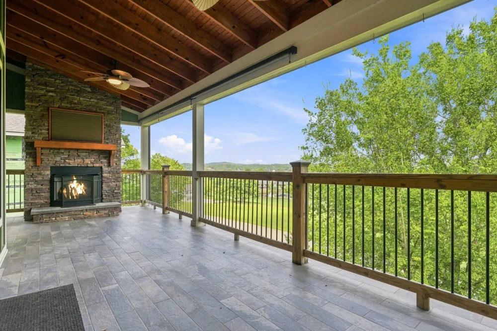 717 Black Cove Ln Loudon, TN 37774