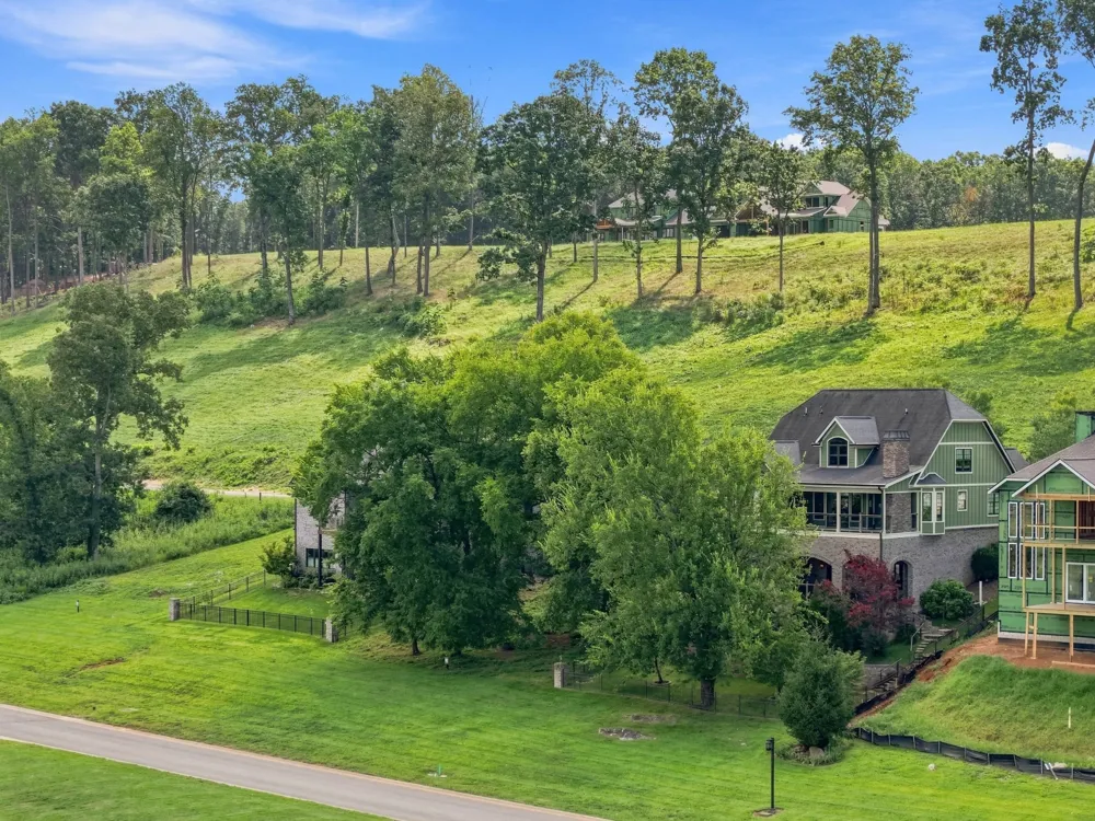 717 Black Cove Ln Loudon, TN 37774