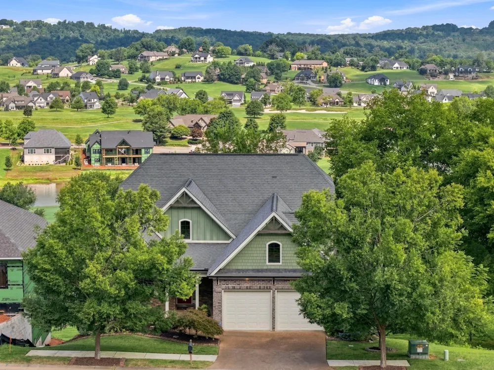 717 Black Cove Ln Loudon, TN 37774