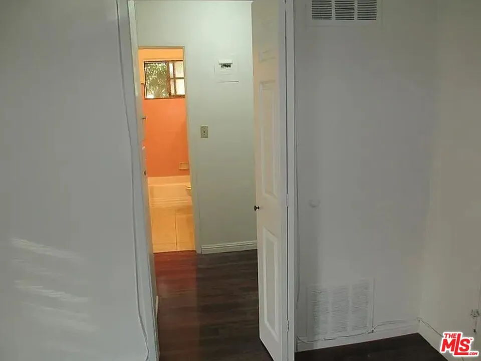 1046 Spaulding Avenue Avenue West Hollywood, CA 90046