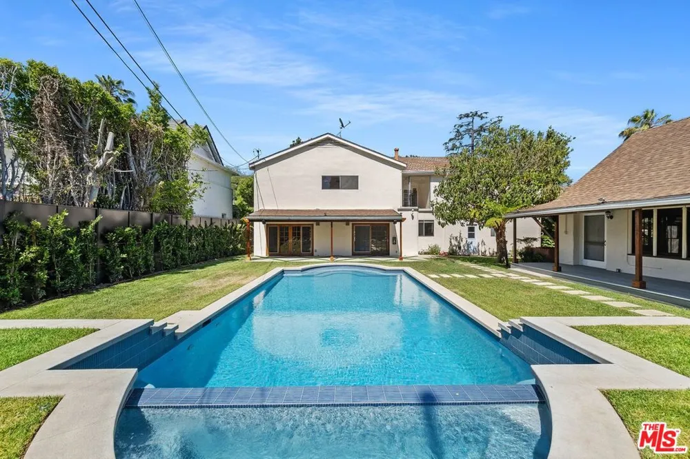517 Elm Drive Beverly Hills, CA 90210