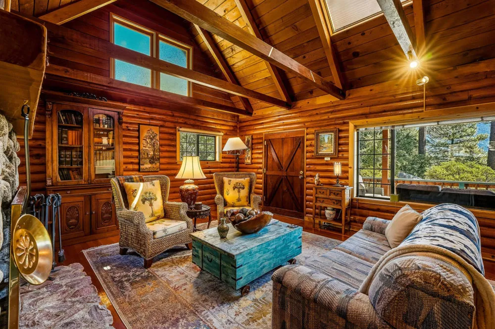 25070 Highway 243 Highway Idyllwild, CA 92549