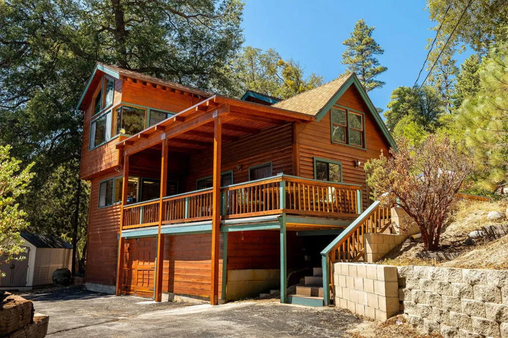 25070 Highway 243 Highway Idyllwild, CA 92549