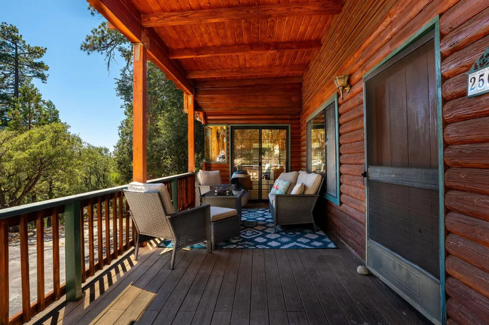 25070 Highway 243 Highway Idyllwild, CA 92549