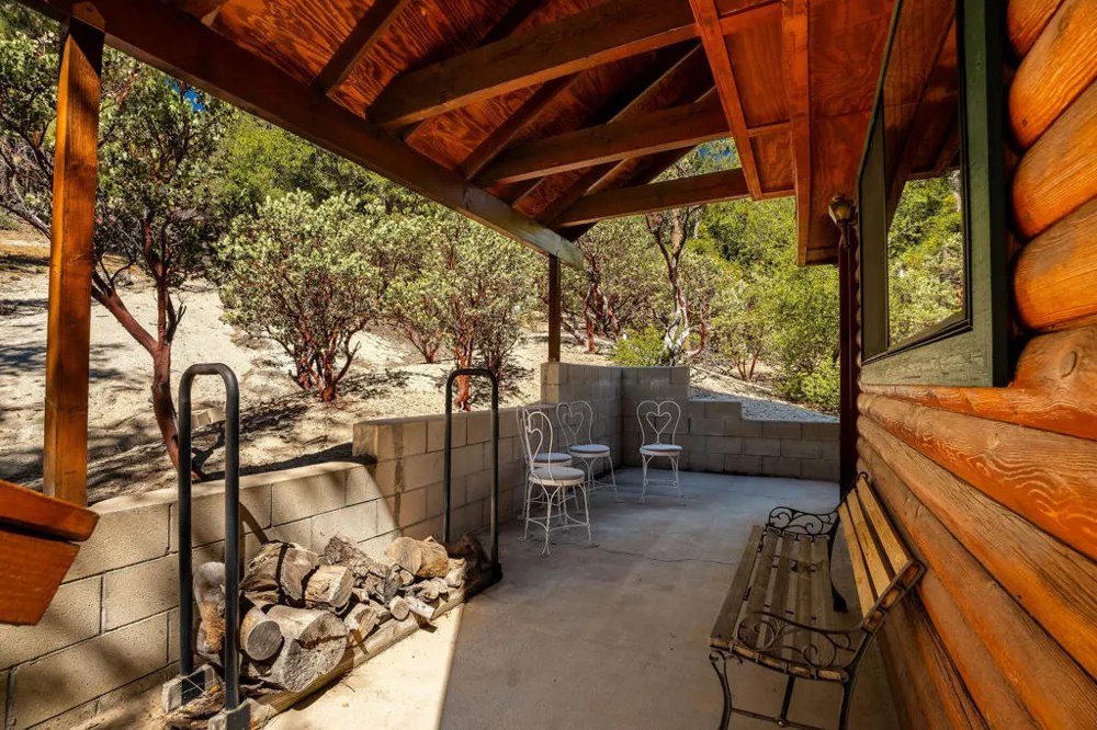 25070 Highway 243 Highway Idyllwild, CA 92549