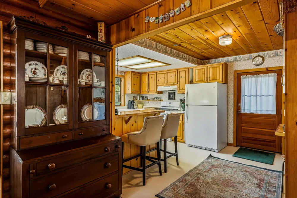 25070 Highway 243 Highway Idyllwild, CA 92549
