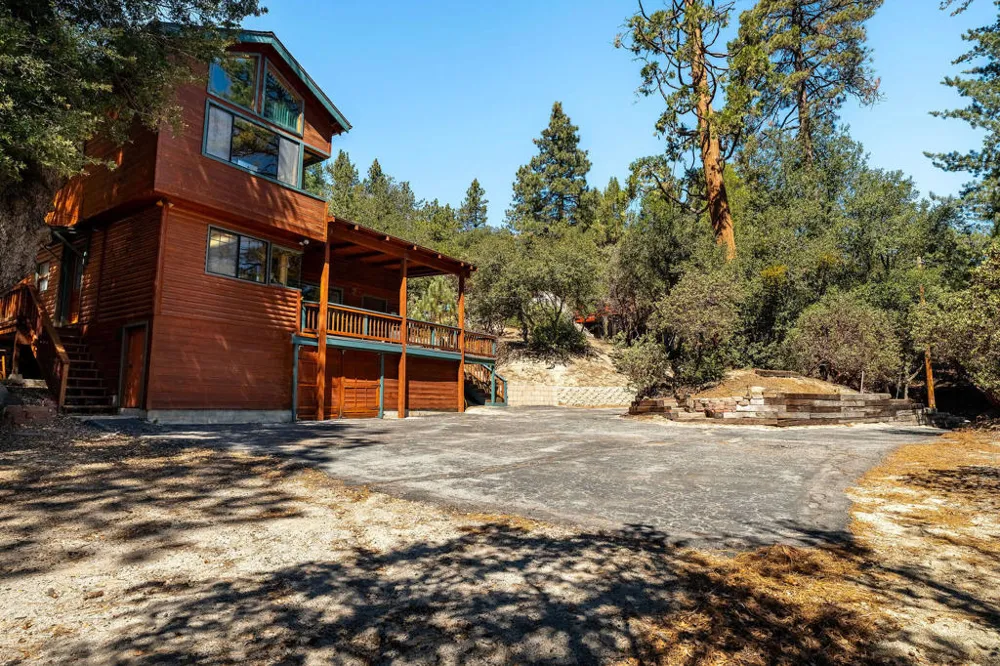 25070 Highway 243 Highway Idyllwild, CA 92549