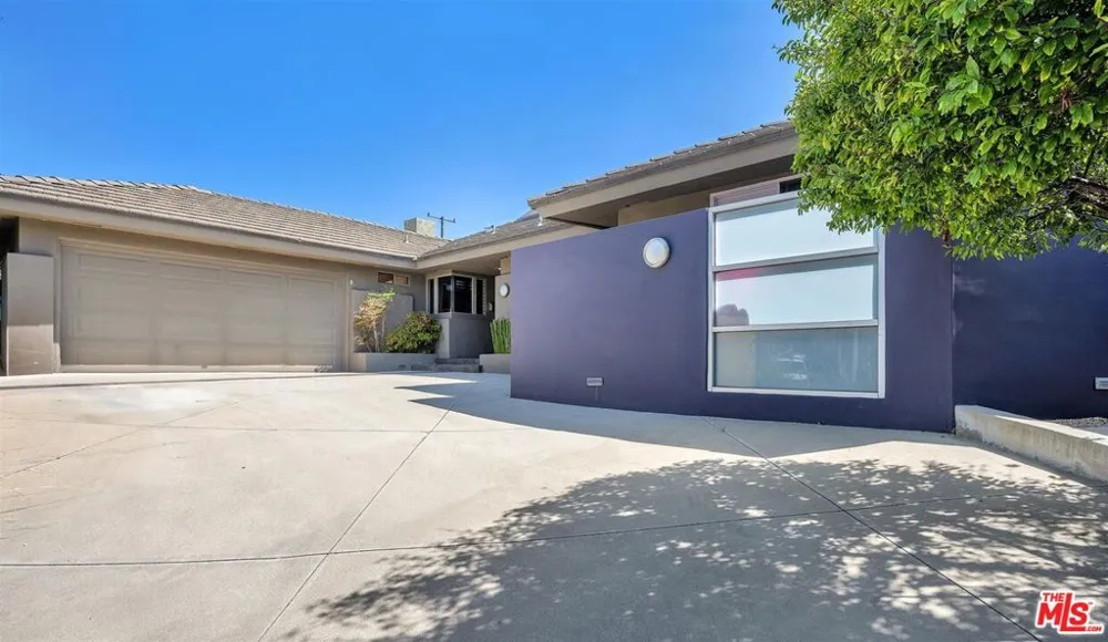 6020 S Halm Avenue Los Angeles, CA 90056