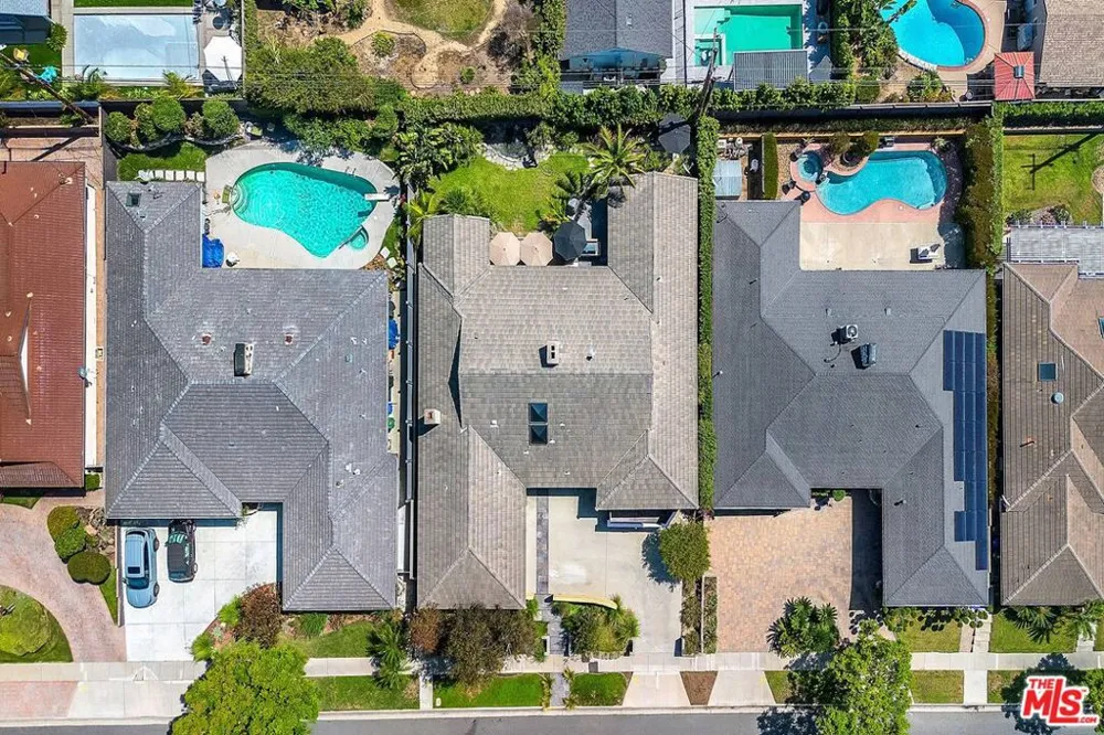 6020 S Halm Avenue Los Angeles, CA 90056