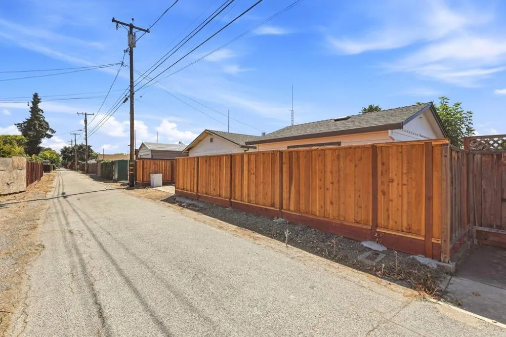 7380 Carmel Street Gilroy, CA 95020