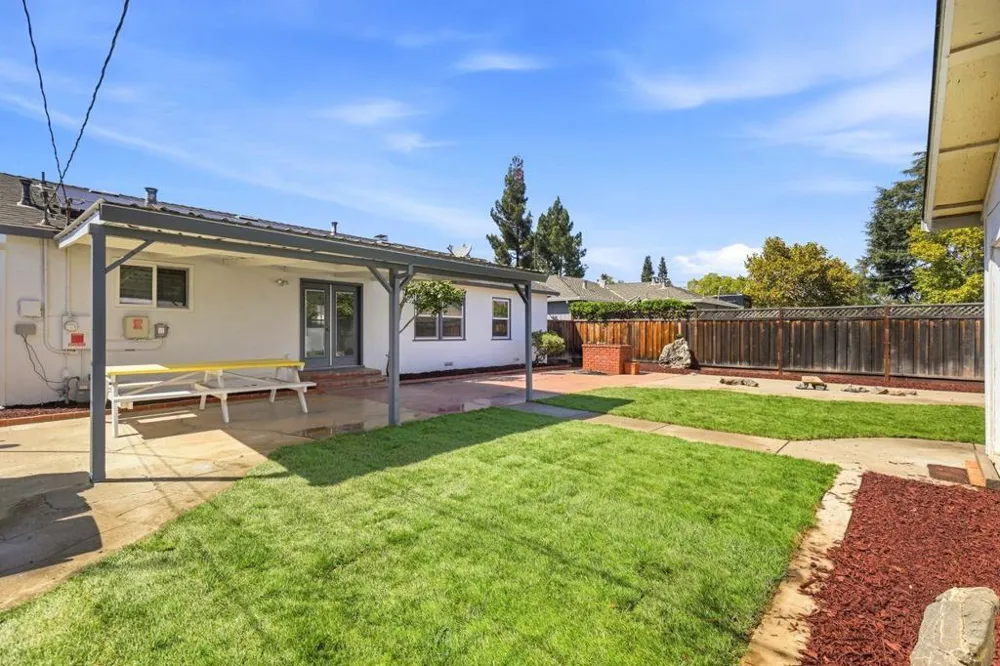 7380 Carmel Street Gilroy, CA 95020