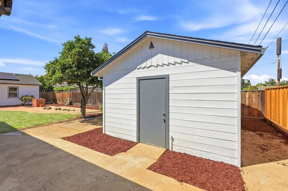 7380 Carmel Street Gilroy, CA 95020