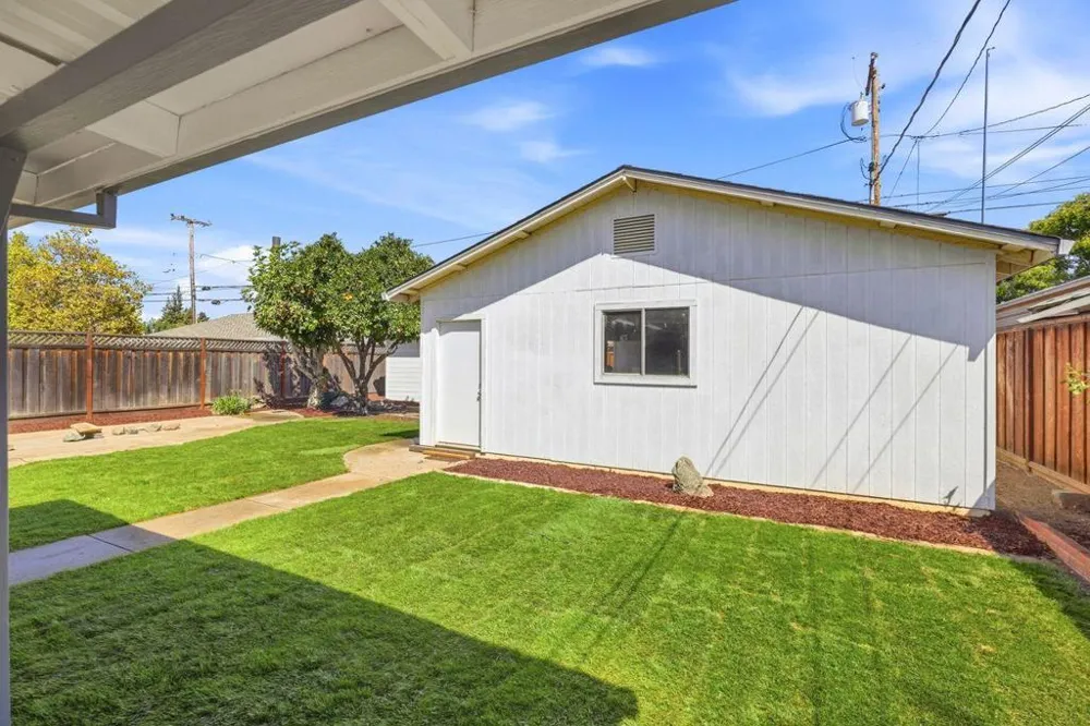 7380 Carmel Street Gilroy, CA 95020