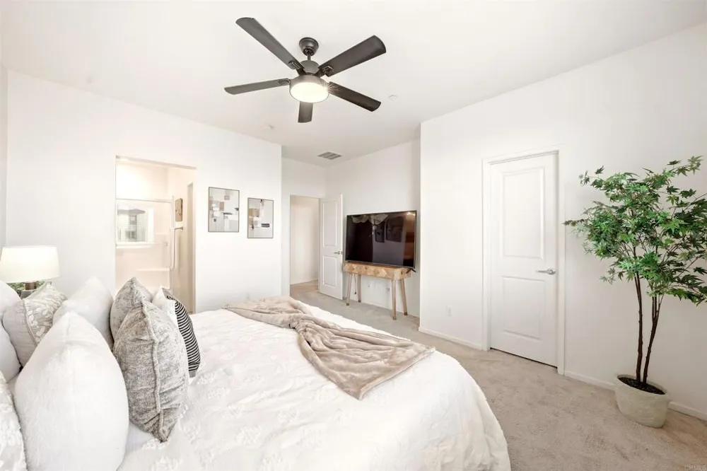 5526 Santa Alicia San Diego, CA 92154