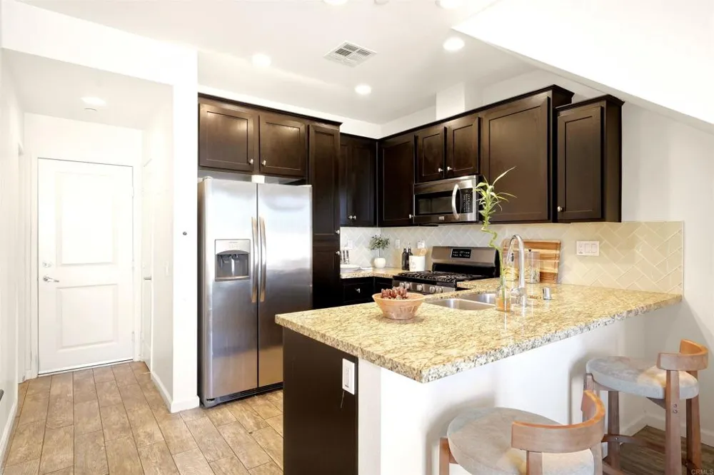 5526 Santa Alicia San Diego, CA 92154