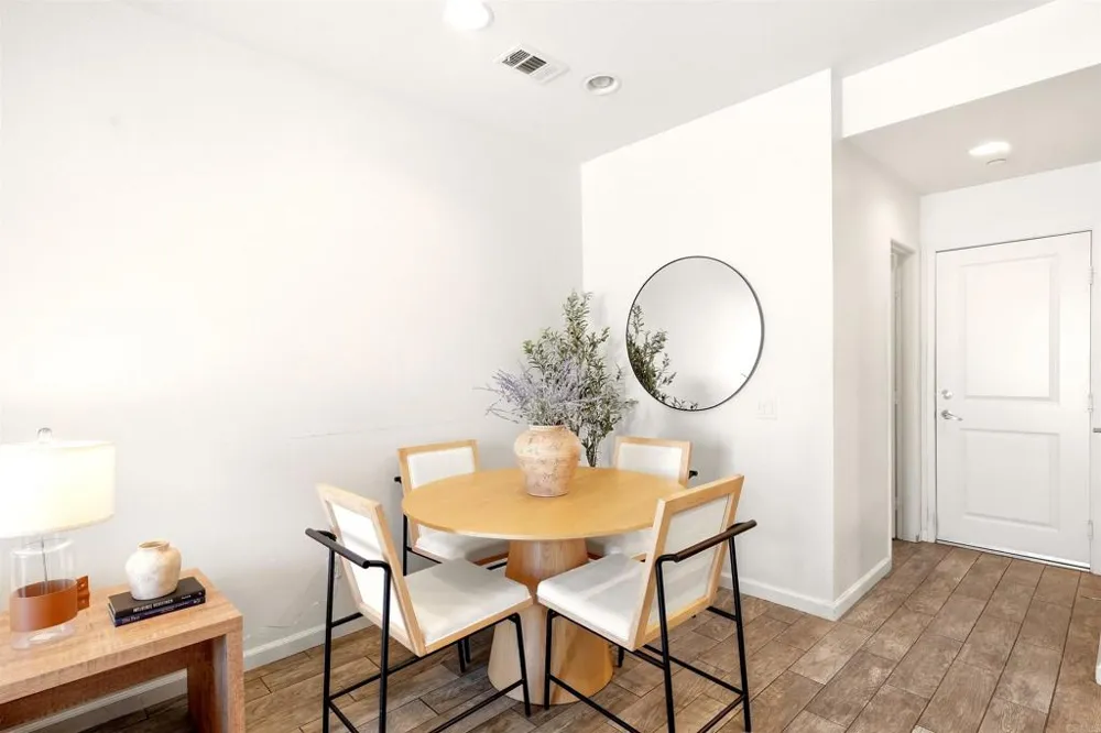 5526 Santa Alicia San Diego, CA 92154