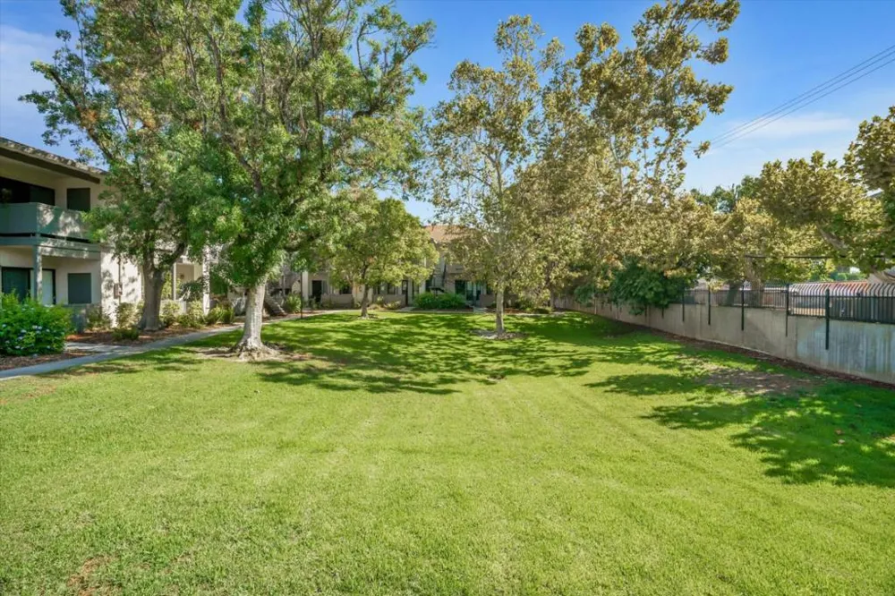 299 Kenbrook Circle San Jose, CA 95111
