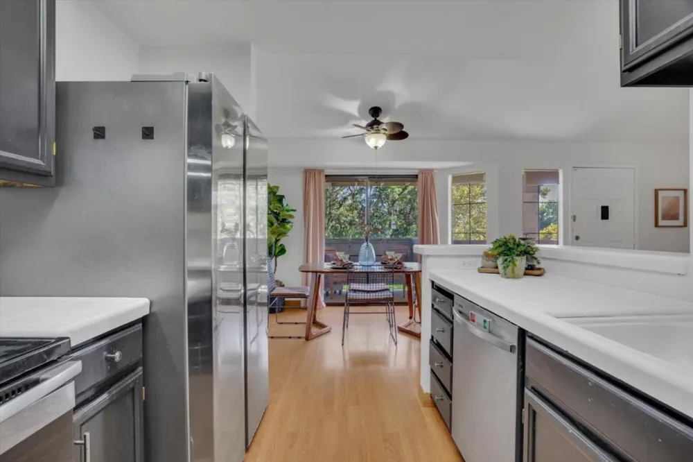 299 Kenbrook Circle San Jose, CA 95111