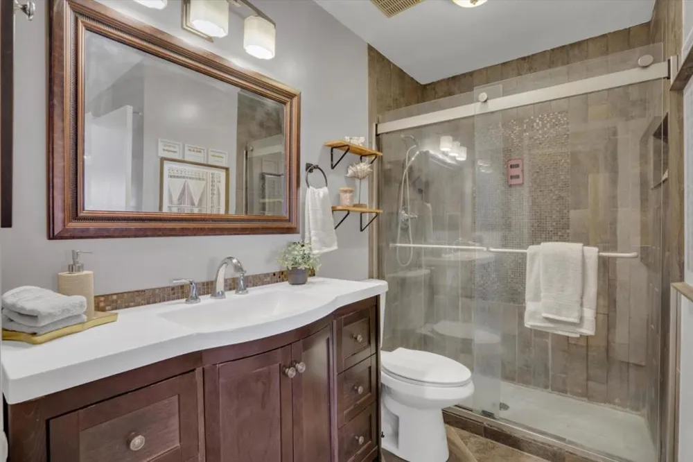299 Kenbrook Circle San Jose, CA 95111