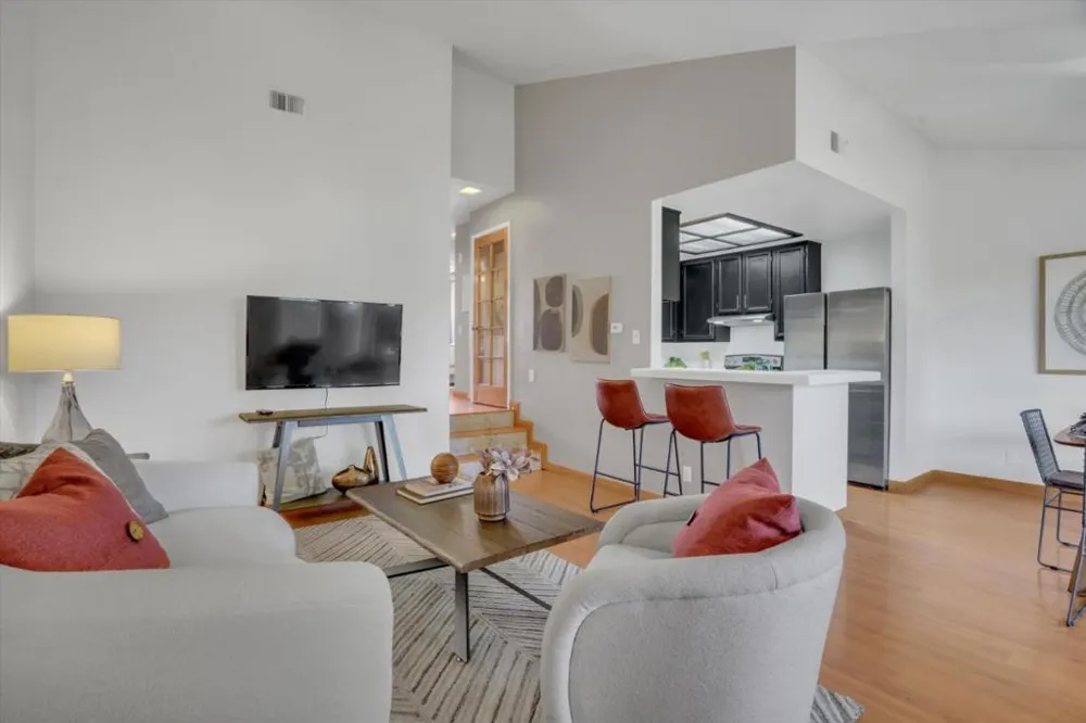 299 Kenbrook Circle San Jose, CA 95111