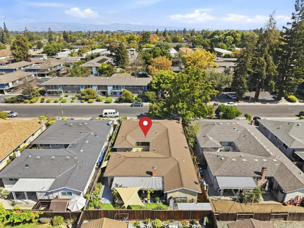 726 Muir Drive Mountain View, CA 94041