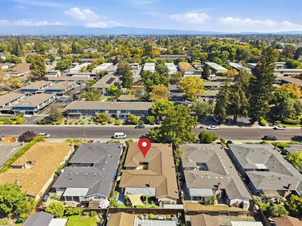 726 Muir Drive Mountain View, CA 94041