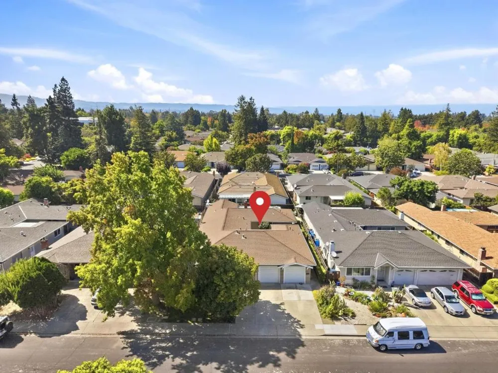 726 Muir Drive Mountain View, CA 94041