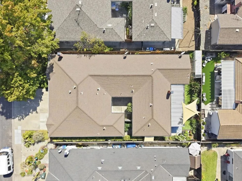 726 Muir Drive Mountain View, CA 94041