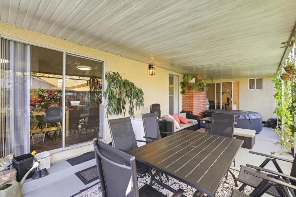 726 Muir Drive Mountain View, CA 94041