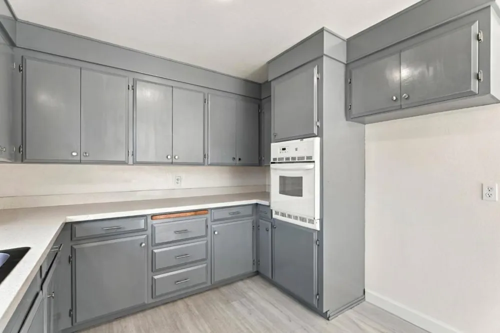 726 Muir Drive Mountain View, CA 94041