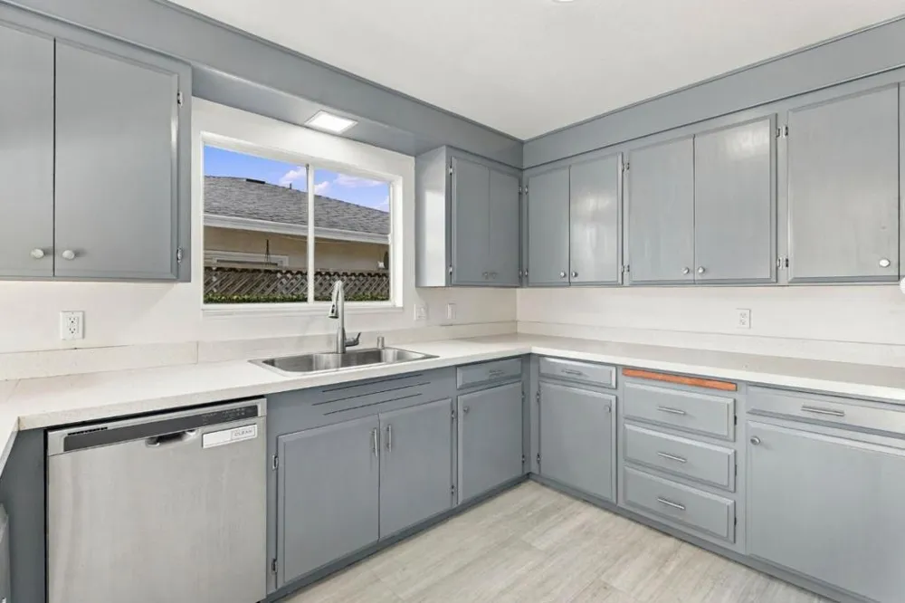 726 Muir Drive Mountain View, CA 94041