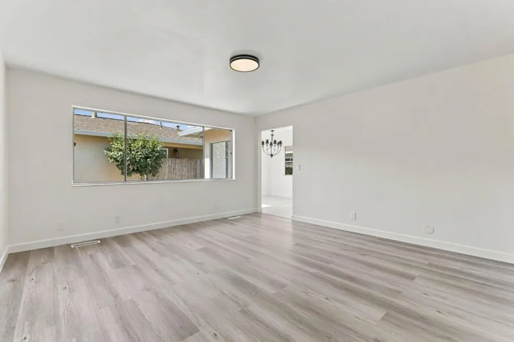 726 Muir Drive Mountain View, CA 94041