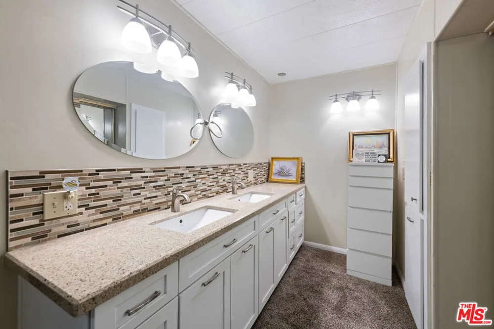 429 Butterfield Cathedral City, CA 92234