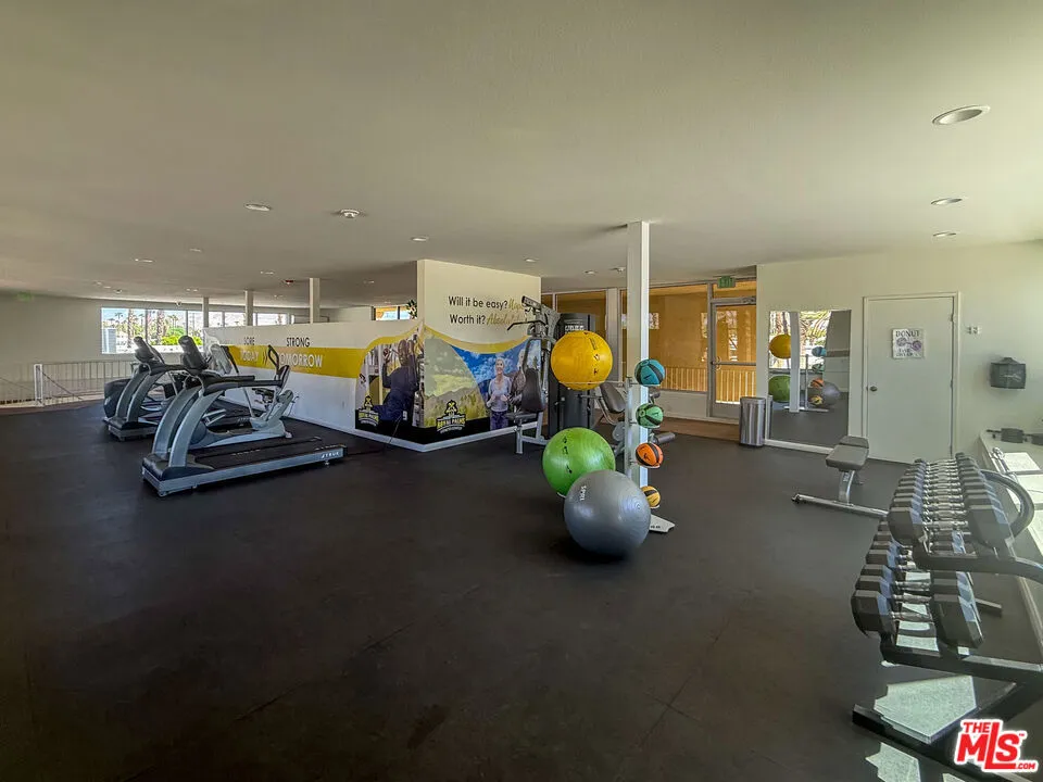 429 Butterfield Cathedral City, CA 92234